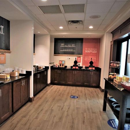 Hampton Inn & Suites Jacksonville Beach Boulevard/Mayo Clinic Exterior foto