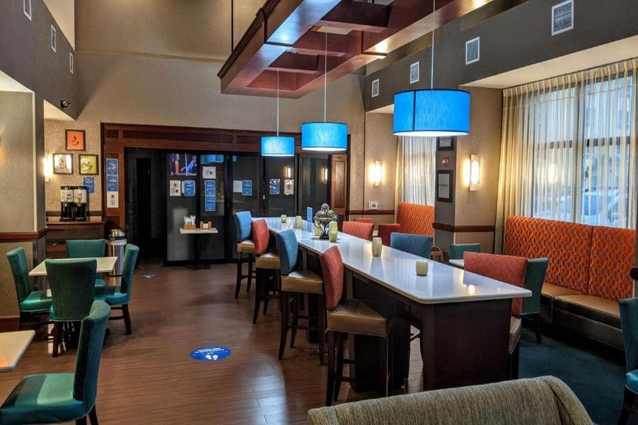 Hampton Inn & Suites Jacksonville Beach Boulevard/Mayo Clinic Exterior foto
